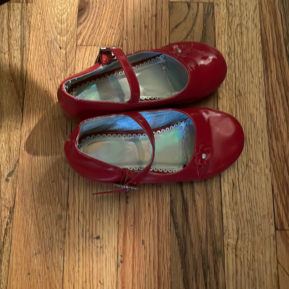 Girl shoes